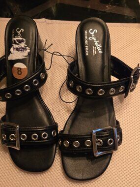 Seychelles Memory foam black slides size 8 with silver accents